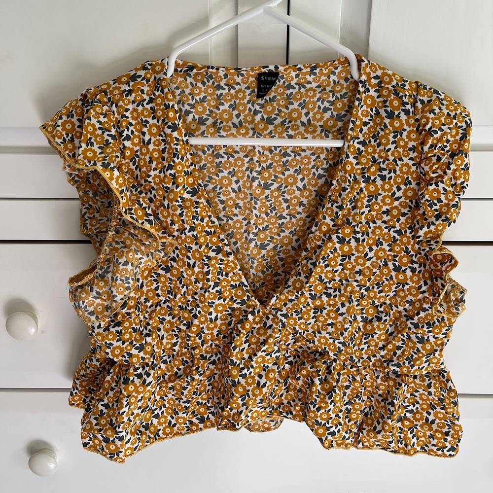 Shein cropped floral top